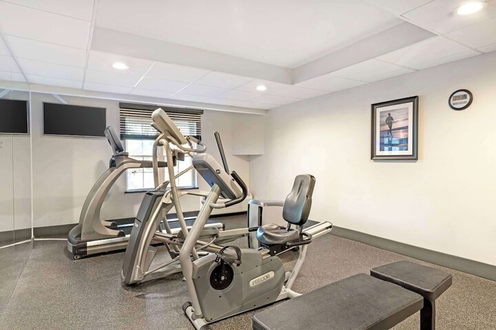Best Western Hartford Hotel & Suites