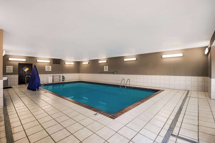 Pool 6 of 40