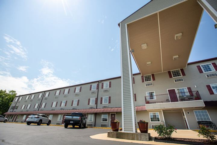 Hotel 10 of 62