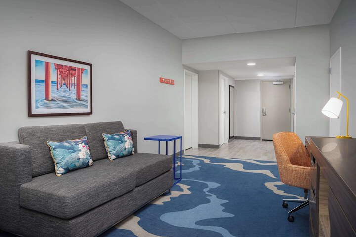 Hampton Inn & Suites Naples South