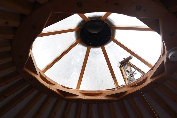 Nauti Otter Inn and Yurt Village