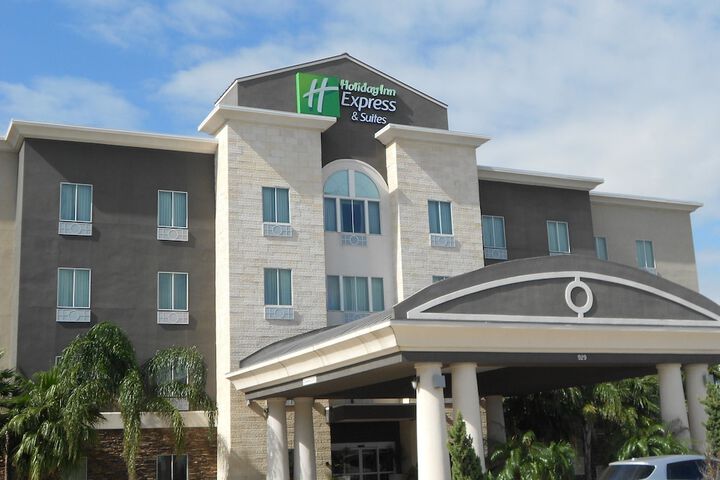 Hotel 4 of 25