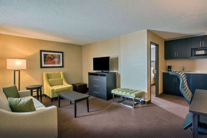 Room 11 of 20