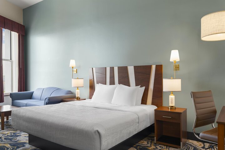 Hotel Chequamegon BW Signature Collection