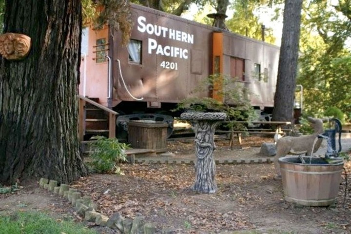 Featherbed Railroad B & B Resort