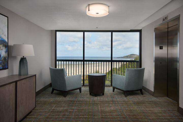 Best Western Plus Agate Beach Inn