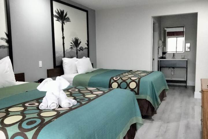 Room 11 of 36