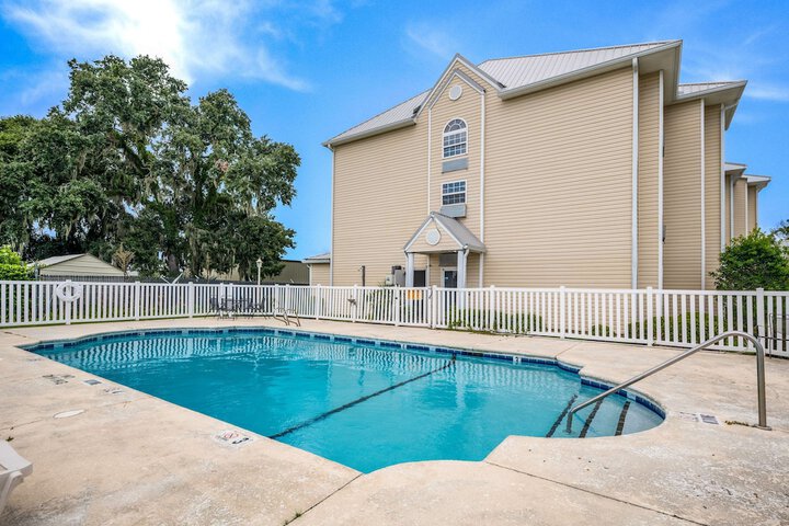 Pool 3 of 29