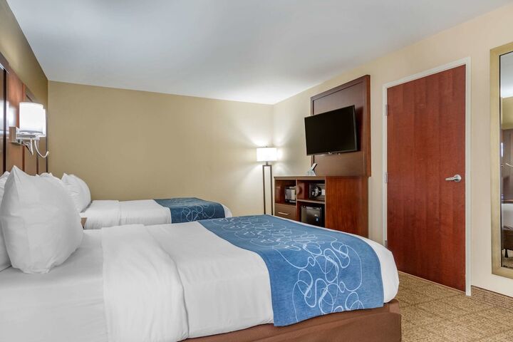 Room 28 of 46