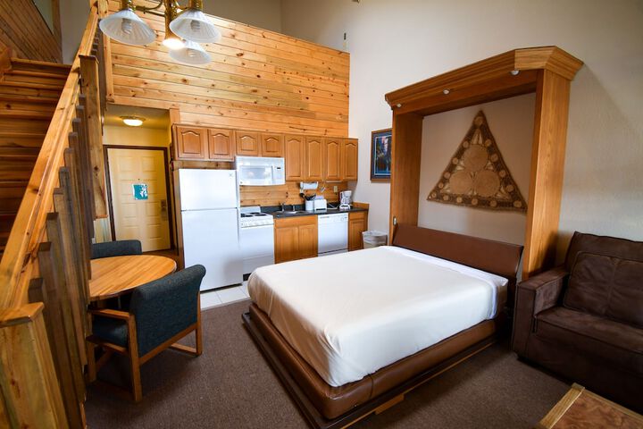 Inn at SilverCreek