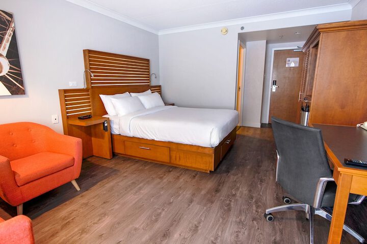 Room 38 of 47