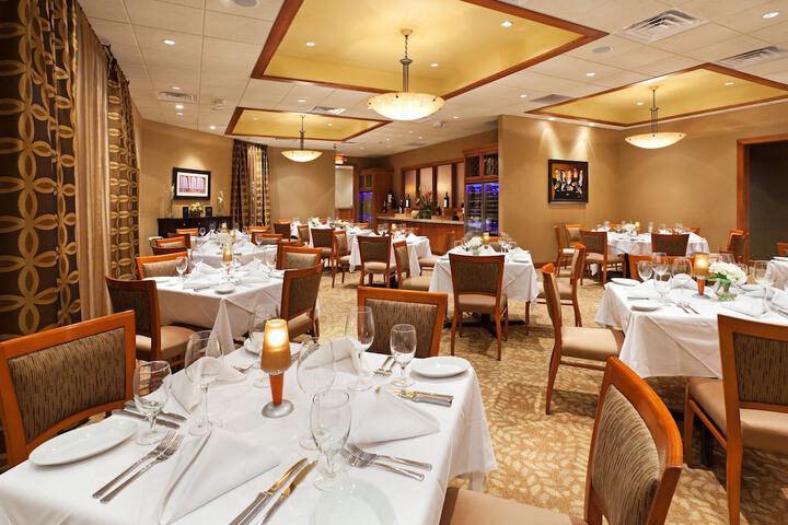 Dining 44 of 61
