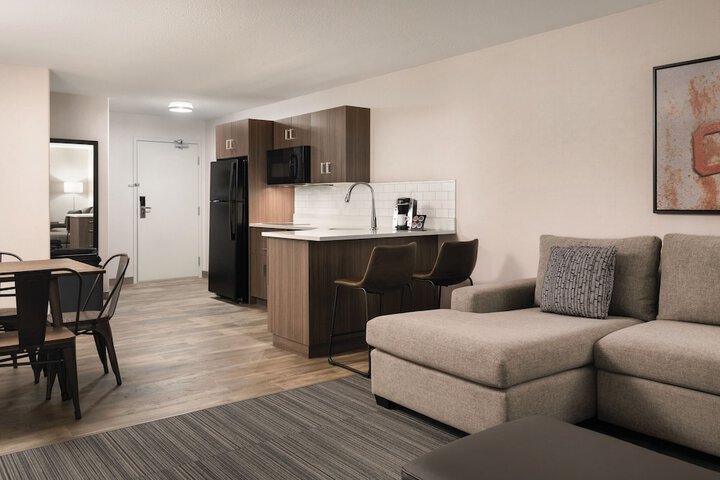 Canalta Hotel Airdrie