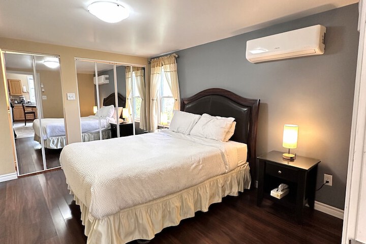 Room 34 of 122