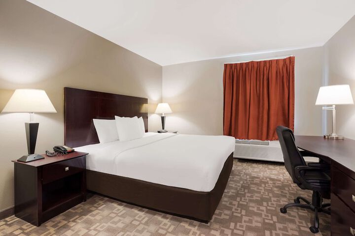 Room 25 of 30
