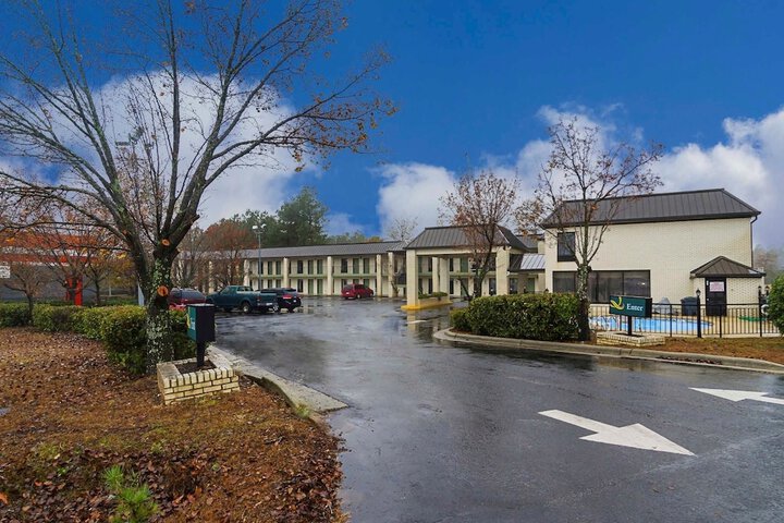 Hotel 2 of 27