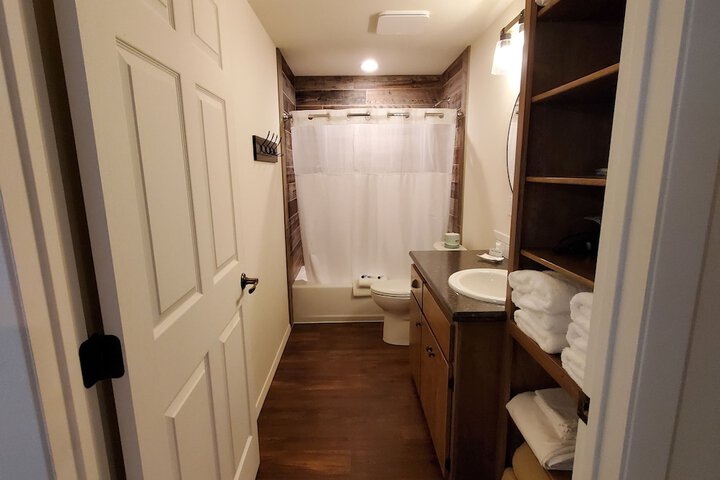 Room 115 of 235