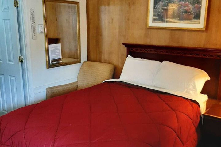 Room 27 of 31