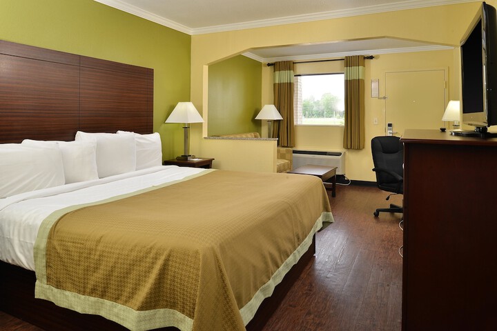 Room 17 of 24
