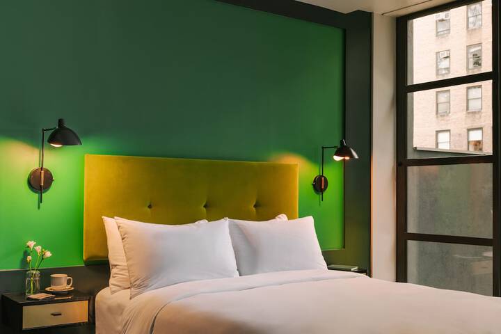 Room 43 of 50