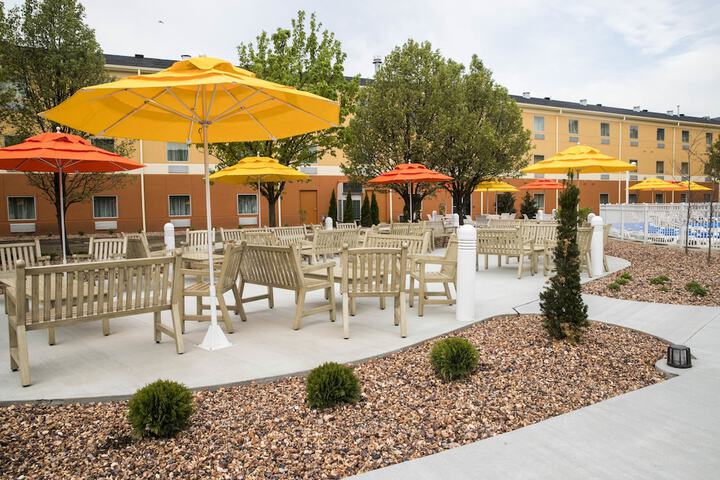 Terrace/Patio 23 of 28