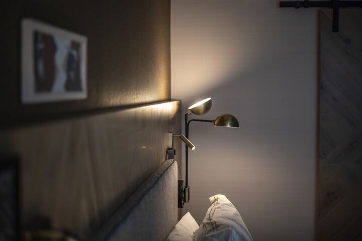 Room 65 of 160