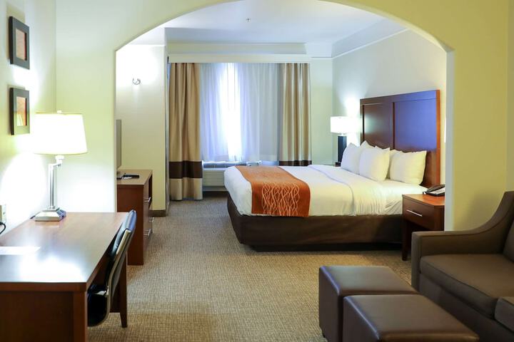Room 15 of 32