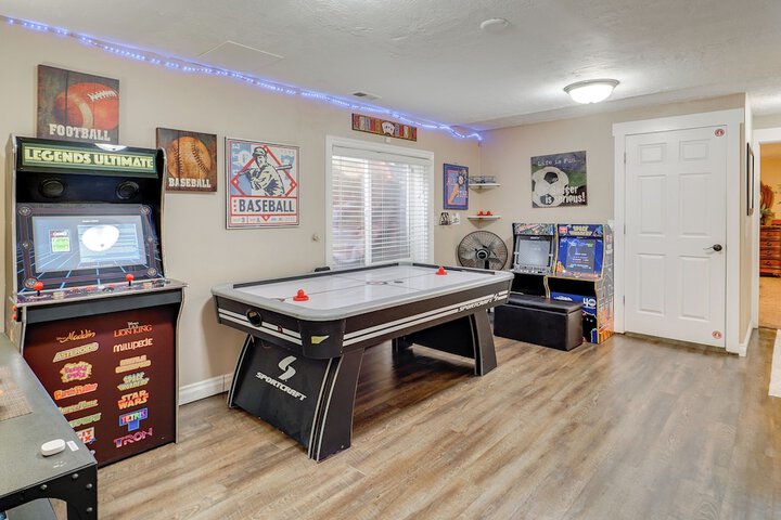 Game Room + Hot Tub: Salt Lake City Area Apt