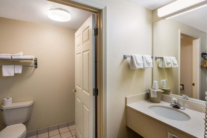 Room 13 of 25