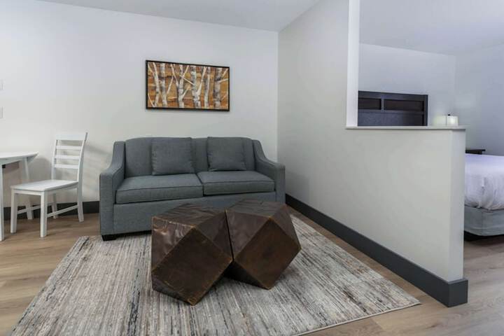Prestige Rocky Mountain Resort Cranbrook WorldHotels Crafted