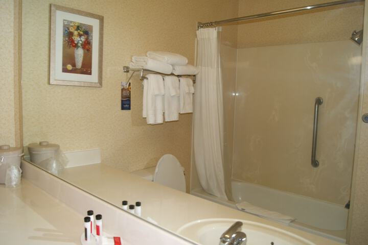 Room 25 of 44