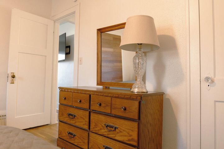 Room 151 of 234