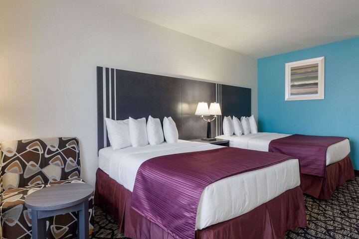 Room 15 of 27