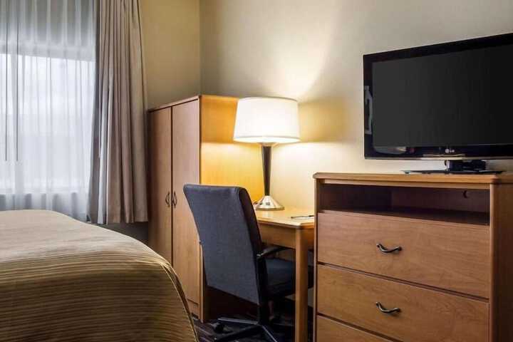 Room 15 of 35