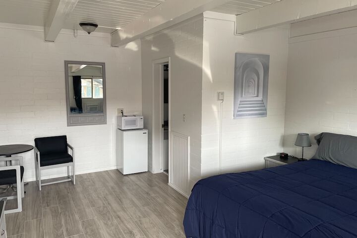 Room 29 of 32