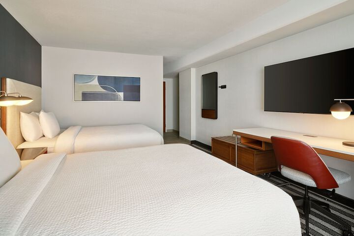 Room 20 of 64