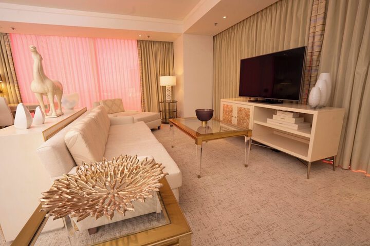 Room 25 of 54