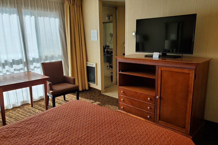 Room 34 of 46