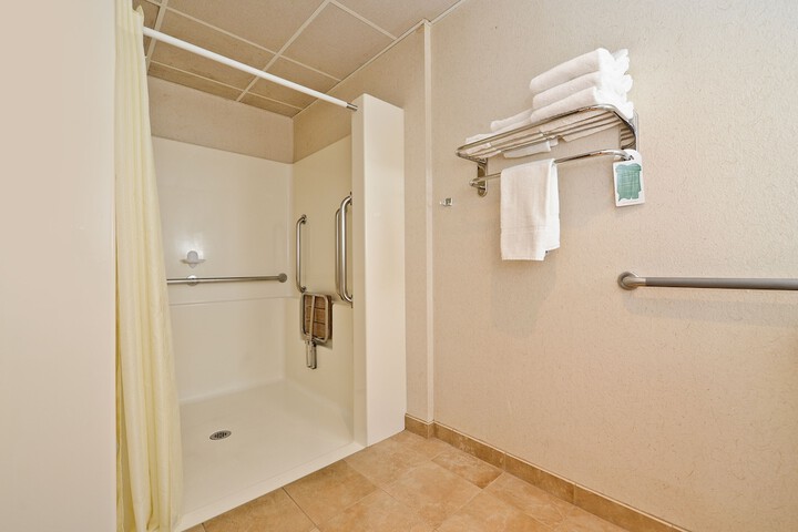 Room 12 of 43
