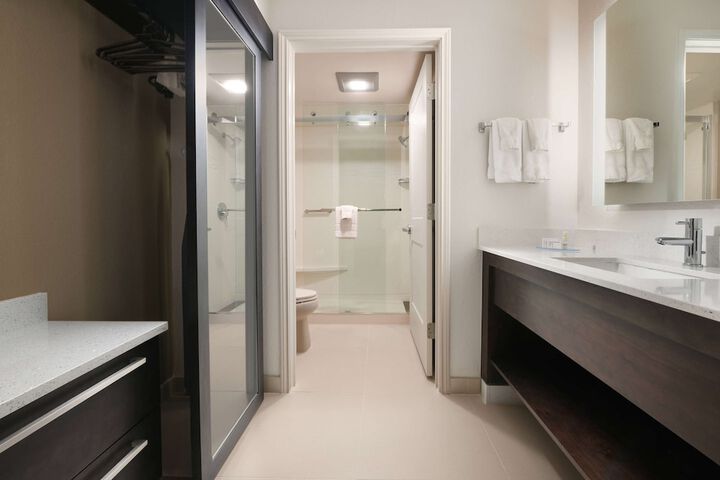 Room 19 of 50
