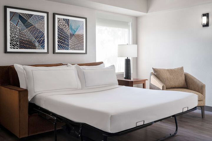 The Alloy King of Prussia - a DoubleTree by Hilton