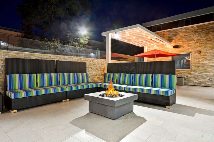 Terrace/Patio 37 of 39