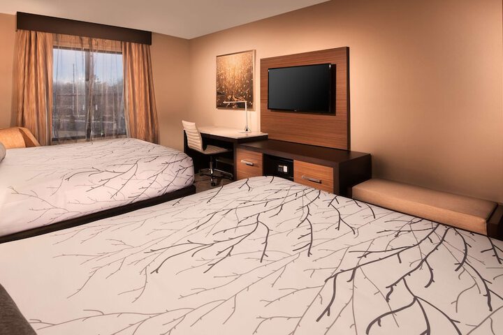 Room 15 of 27