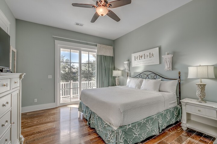 North Beach Resort & Villas