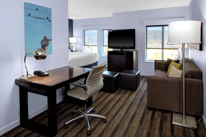 Room 18 of 40