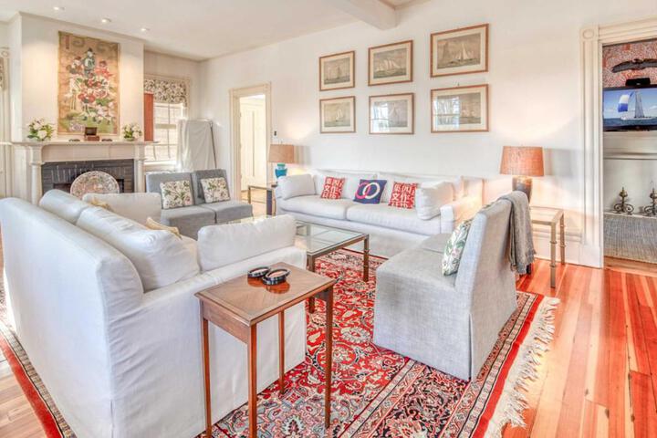 Captain Morse House - Luxury Waterfront, Town, & Beaches - 5 stars