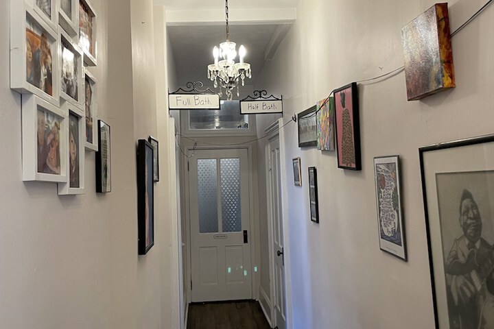 Room 46 of 104