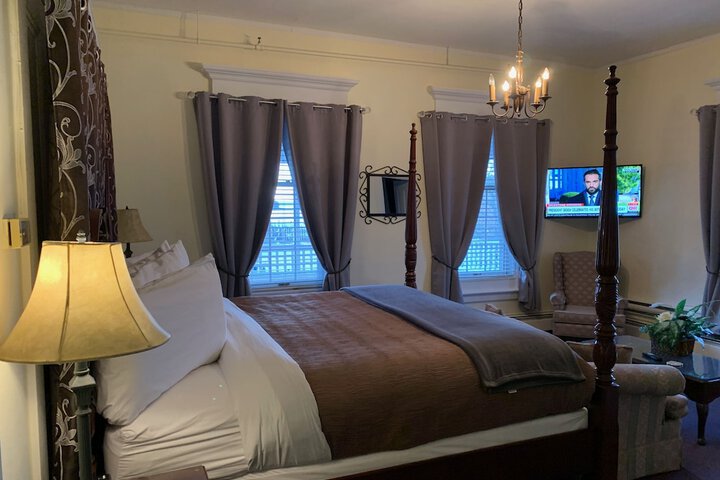 Room 26 of 71