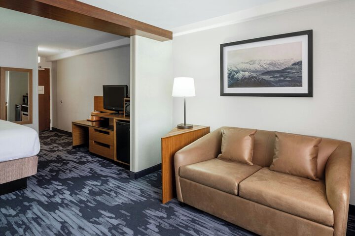 Room 29 of 49