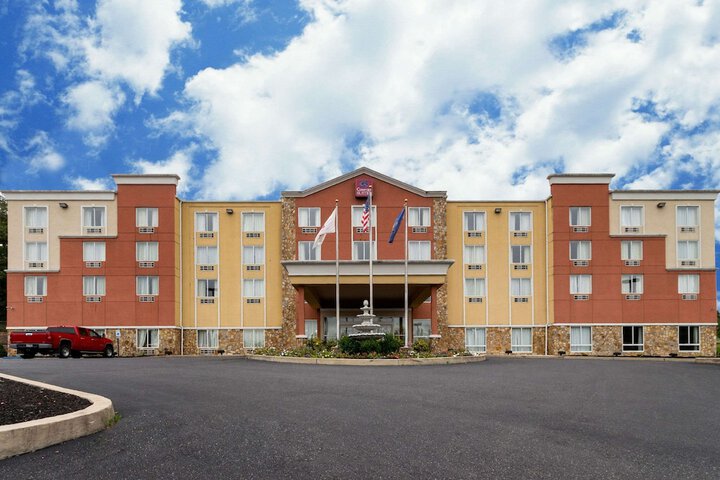 Hotel 3 of 48